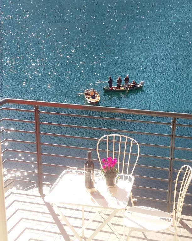 A...Fior Di Lago Abbadia Lariana Bagian luar foto